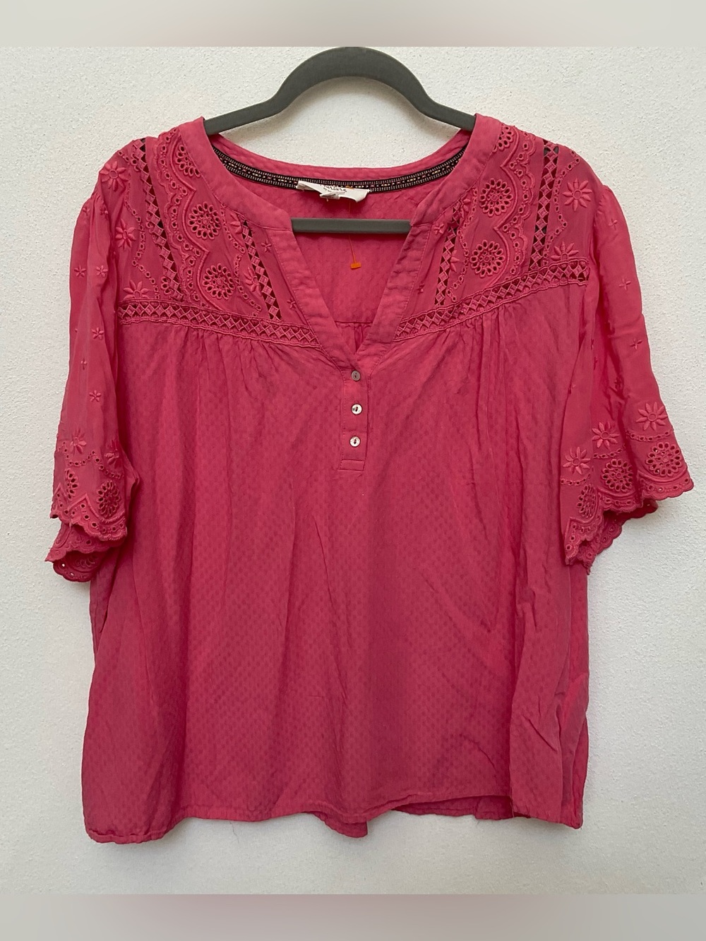 Nurture Pink Floral Embroidery Short Sleeve Top With Buttons Size 1X Boho